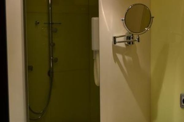 Hotel Maroa (Vigo)